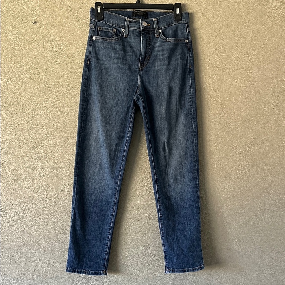Banana Republic Ultra High Rise Slim Staight Leg Jeans Size 26/2